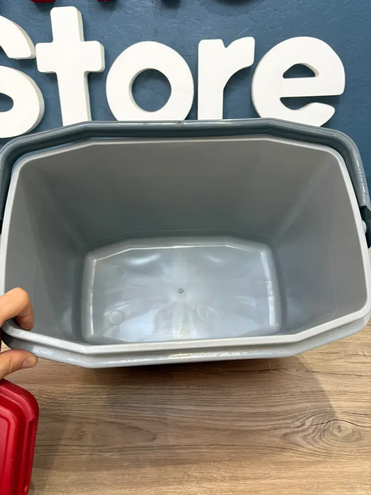 Conservadora Termolar de plástico roja